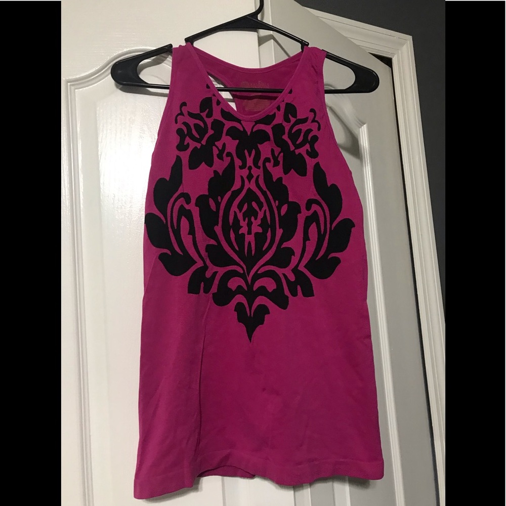 Exercise tank top! Work our tank top. Gym wear!